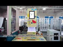 Un mélangeur automatique de smoothies de fruits frais