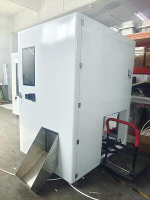 Vendeuse de machines à glaçons Haloo fournisseur Écran Vendeuse de glaces 24 heures pour emballage automatique Vendeuse de glaces ATM