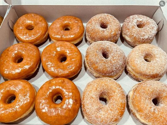 Automate de levage automatique 24 heures sur 24 machine à gâteaux avec tout cadre de porte en acier et verre de désencombrement